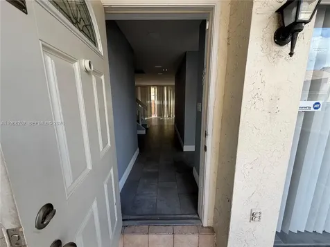 853 NW 81st Terrace Plantation FL 33324