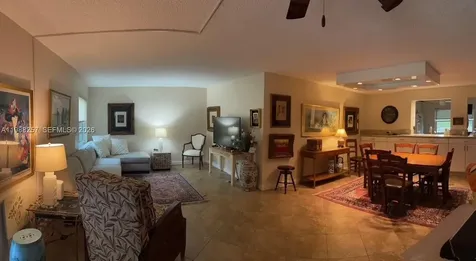 281 S Hollybrook Drive Pembroke Pines FL 33025