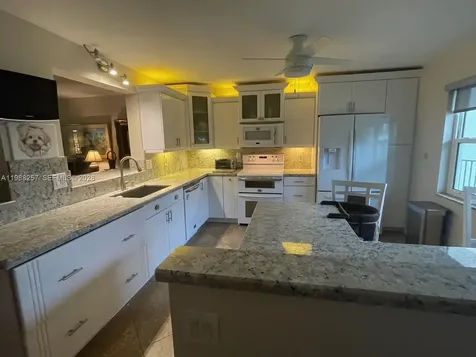 281 S Hollybrook Drive Pembroke Pines FL 33025