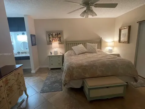 281 S Hollybrook Drive Pembroke Pines FL 33025
