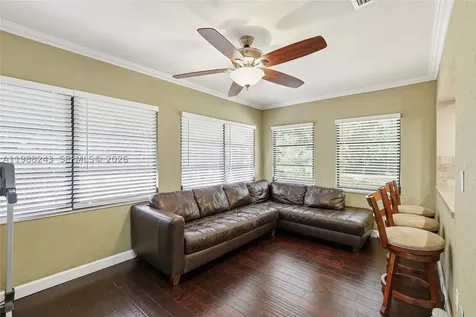 1625 Sunkist Way Fort Myers FL 33905
