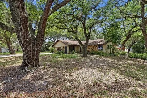 1625 Sunkist Way Fort Myers FL 33905