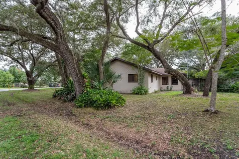 1625 Sunkist Way Fort Myers FL 33905