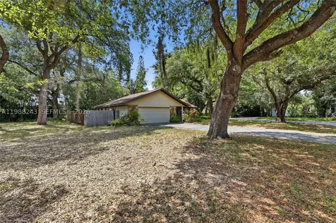 1625 Sunkist Way Fort Myers FL 33905