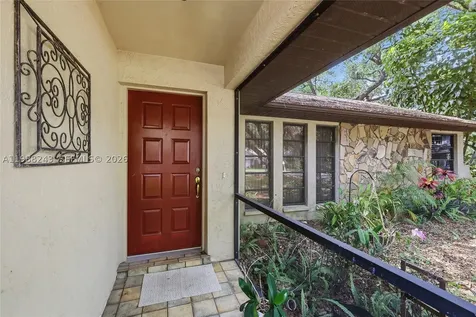 1625 Sunkist Way Fort Myers FL 33905