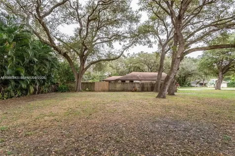 1625 Sunkist Way Fort Myers FL 33905