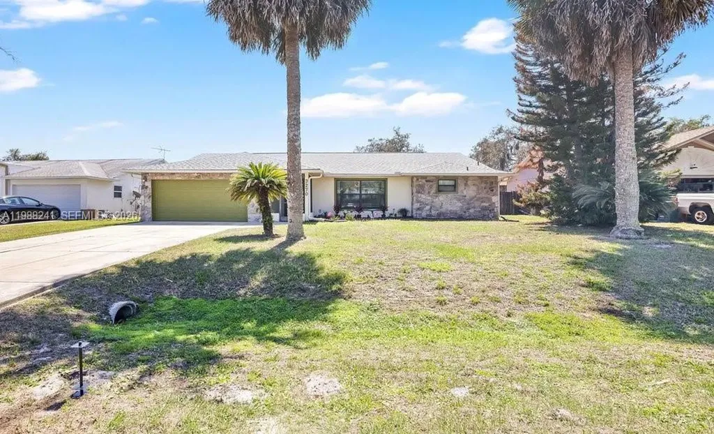 3270 Deer Lick Court Kissimmee FL 34746