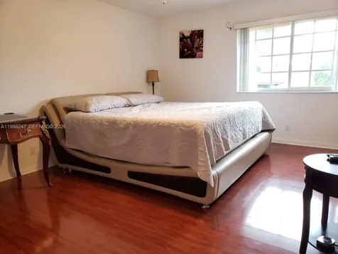 1582 NW 182nd Way Pembroke Pines FL 33029