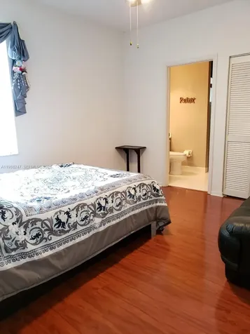 1582 NW 182nd Way Pembroke Pines FL 33029