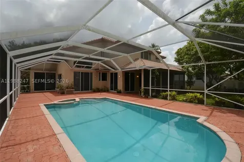 1582 NW 182nd Way Pembroke Pines FL 33029