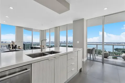 6365 Collins Avenue Miami Beach FL 33141