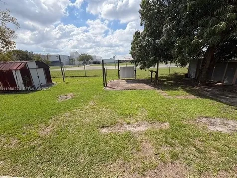 4946 NW 186th Street Miami Gardens FL 33055