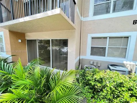 8871 Wiles Road Coral Springs FL 33067