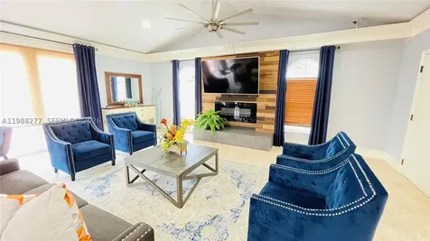 8871 Wiles Road Coral Springs FL 33067