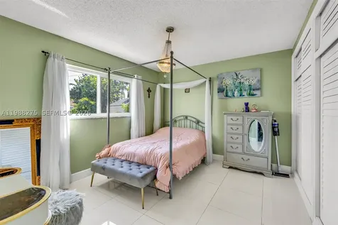 1400 S 19th Avenue Hollywood FL 33020