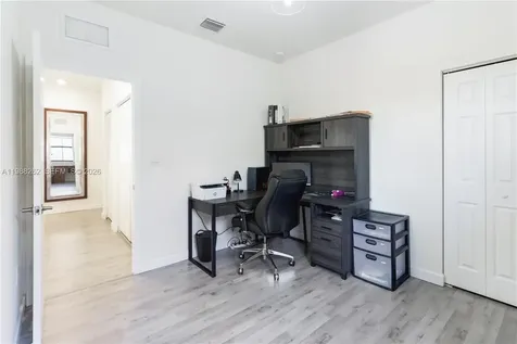3375 W 100th Terrace Hialeah FL 33018