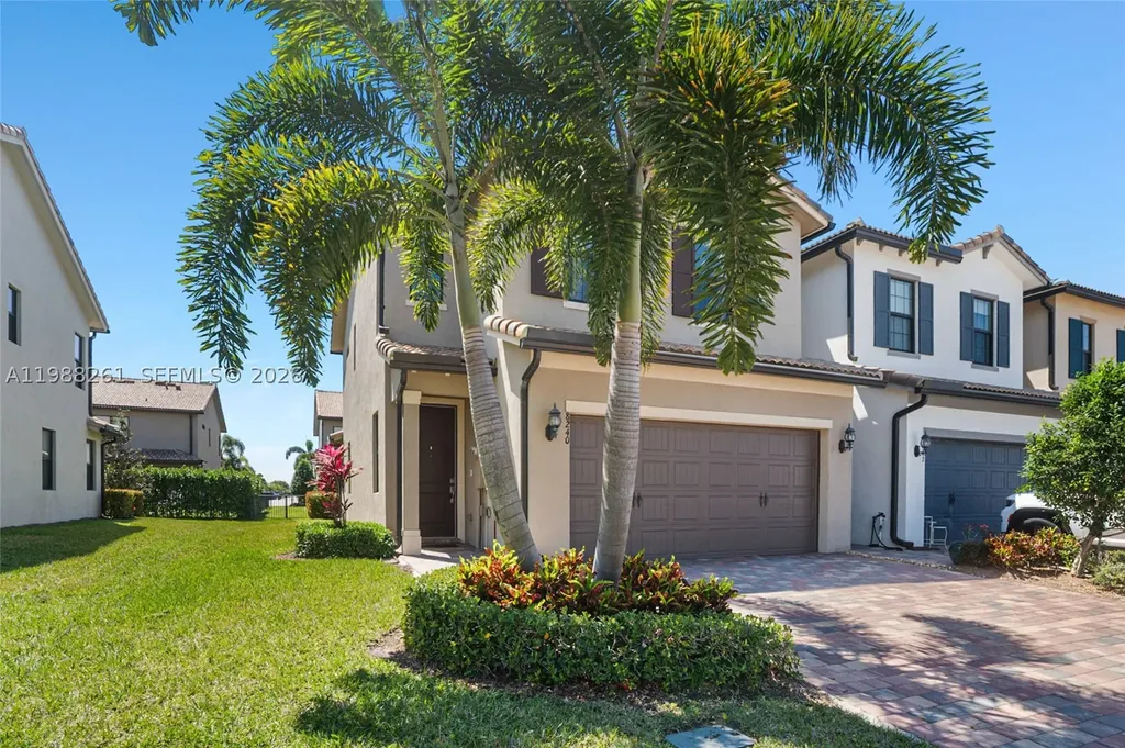 8240 Tailshot Court Lake Worth FL 33467