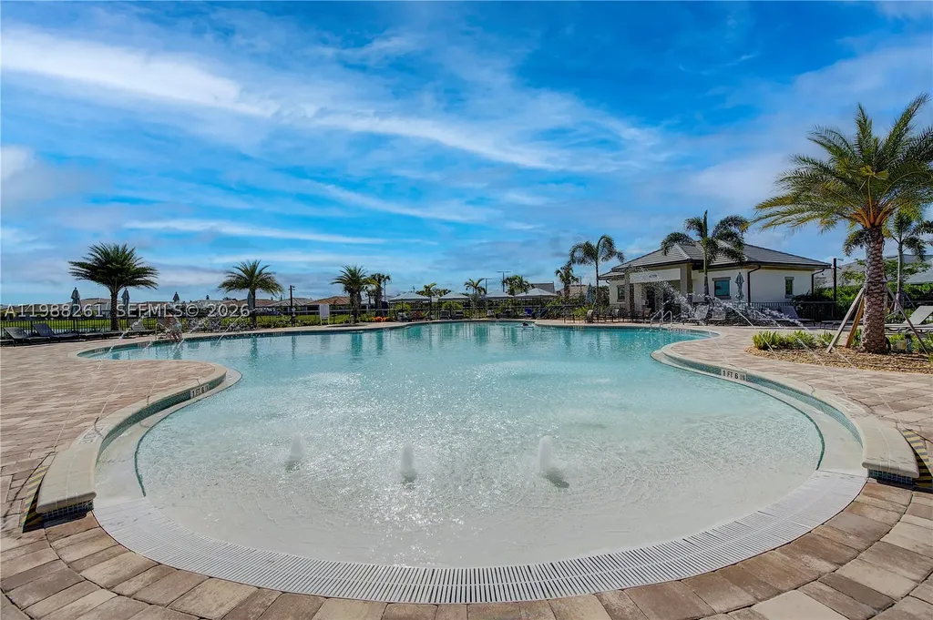 8240 Tailshot Court Lake Worth FL 33467