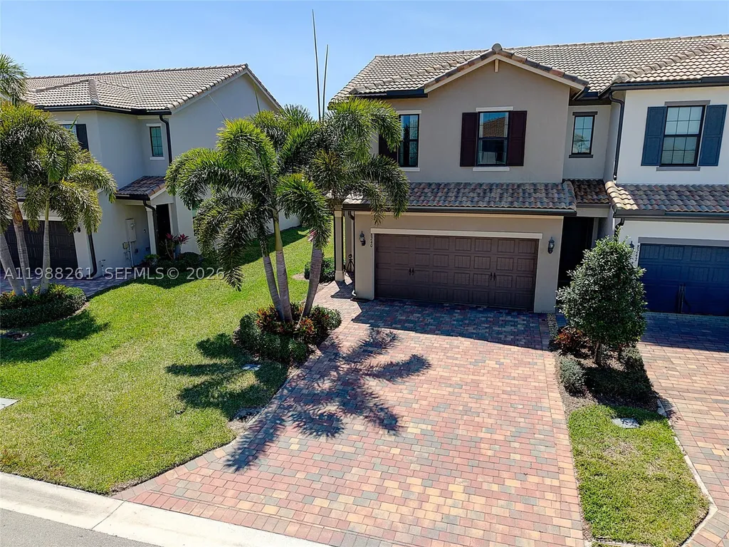 8240 Tailshot Court Lake Worth FL 33467