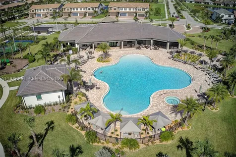 8240 Tailshot Court Lake Worth FL 33467