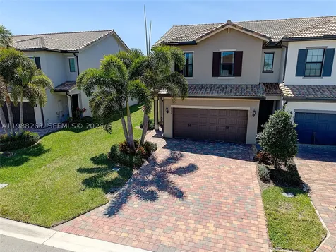 8240 Tailshot Court Lake Worth FL 33467
