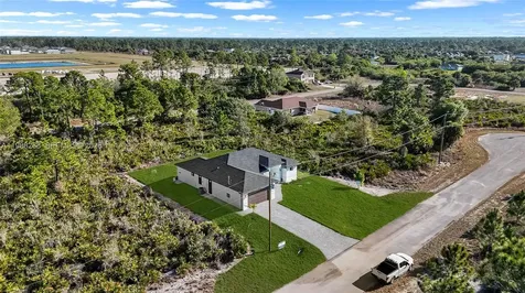 641 Camilla Lehigh Acres FL 33974