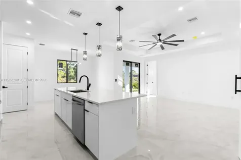 641 Camilla Lehigh Acres FL 33974