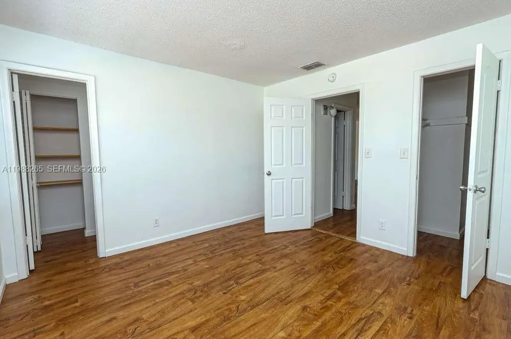 4103 Riverside Drive Coral Springs FL 33065
