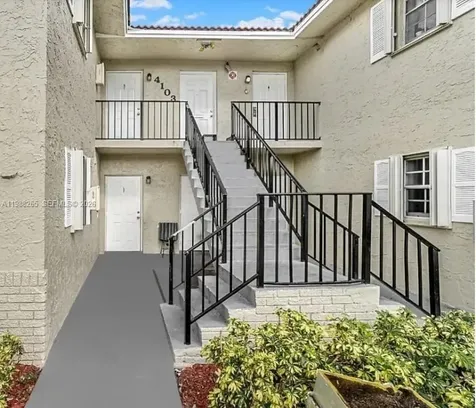 4103 Riverside Drive Coral Springs FL 33065