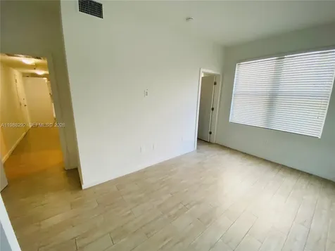 1611 Meridian Avenue Miami Beach FL 33139