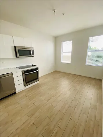 1611 Meridian Avenue Miami Beach FL 33139