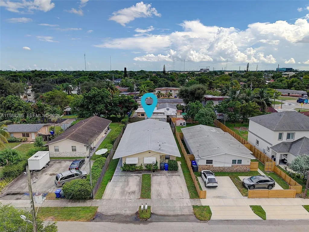 5850 Lincoln Street Hollywood FL 33021