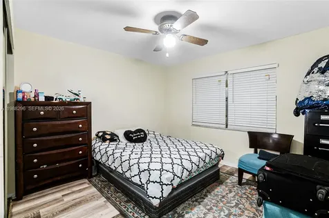 5850 Lincoln Street Hollywood FL 33021