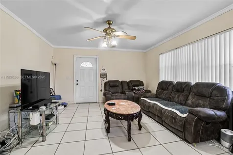 5850 Lincoln Street Hollywood FL 33021