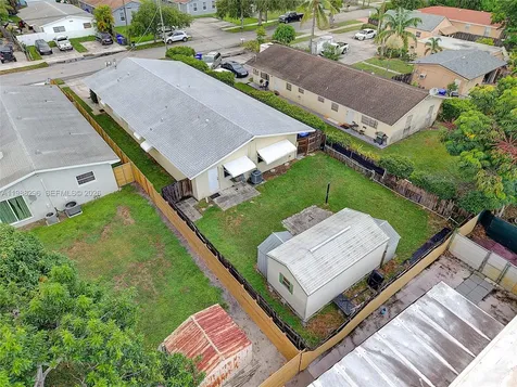5850 Lincoln Street Hollywood FL 33021