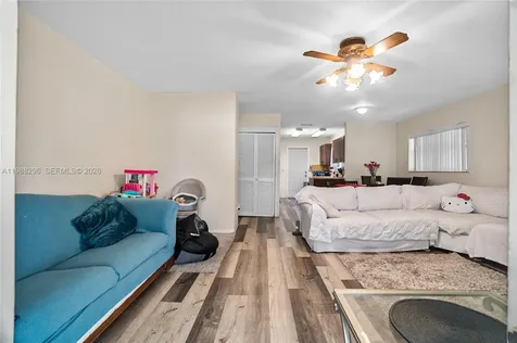 5850 Lincoln Street Hollywood FL 33021