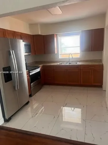 2530 Roosevelt Street Hollywood FL 33020