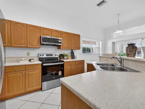 4317 Willow Ridge Drive Weston FL 33331