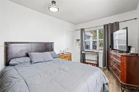 1482 NE 175th Street North Miami Beach FL 33162
