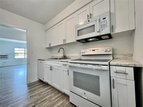 428 NE 82nd Street Miami FL 33138