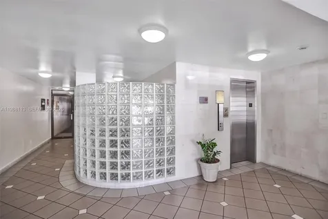 2201 Brickell Avenue Miami FL 33129
