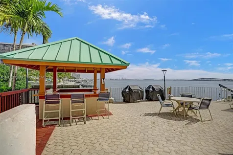 2201 Brickell Avenue Miami FL 33129