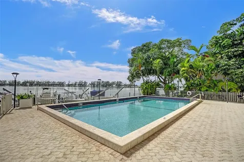 2201 Brickell Avenue Miami FL 33129