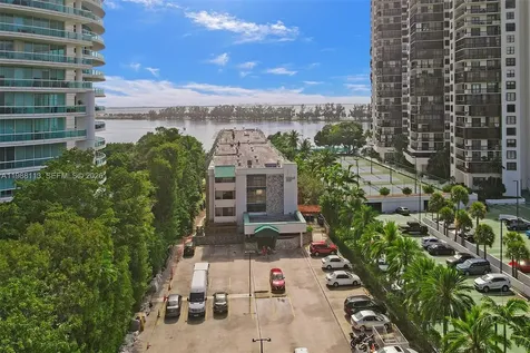 2201 Brickell Avenue Miami FL 33129