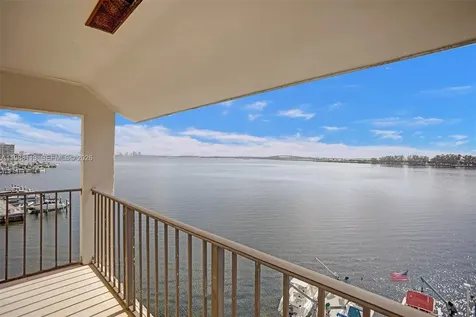 2201 Brickell Avenue Miami FL 33129