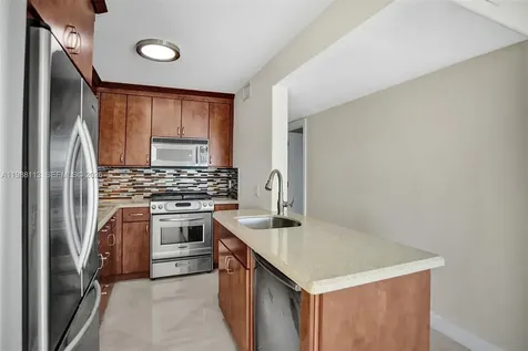 2201 Brickell Avenue Miami FL 33129