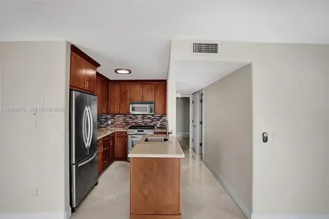 2201 Brickell Avenue Miami FL 33129