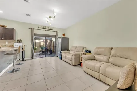 11477 SW 250th Street Homestead FL 33032