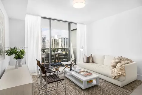 5875 Collins Avenue Miami Beach FL 33140