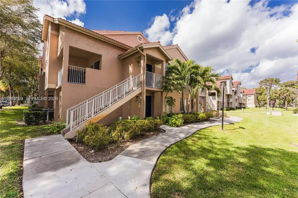 10521 SW 157th Place Miami FL 33196